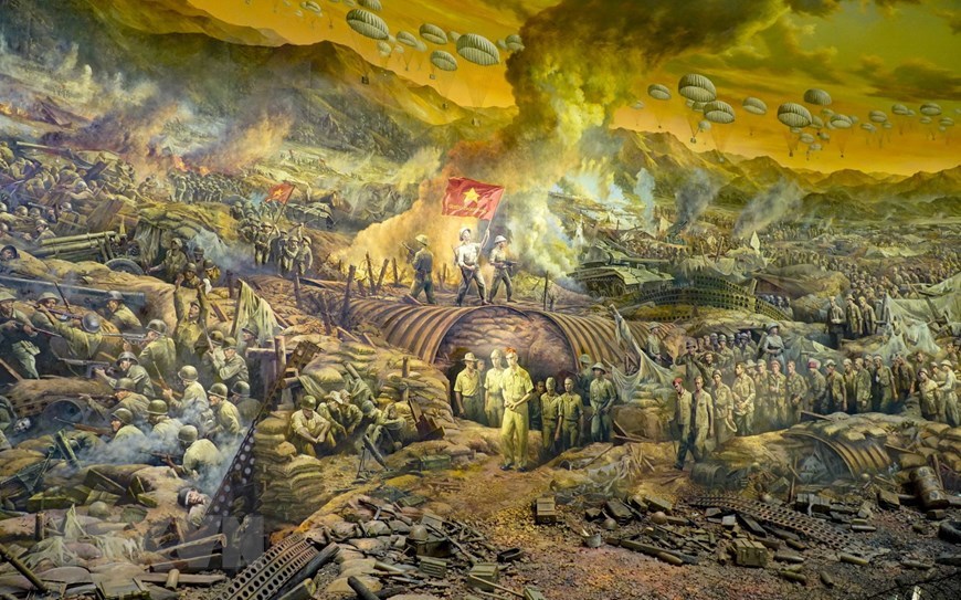 Gigantic painting reenacts historic Dien Bien Phu Victory
