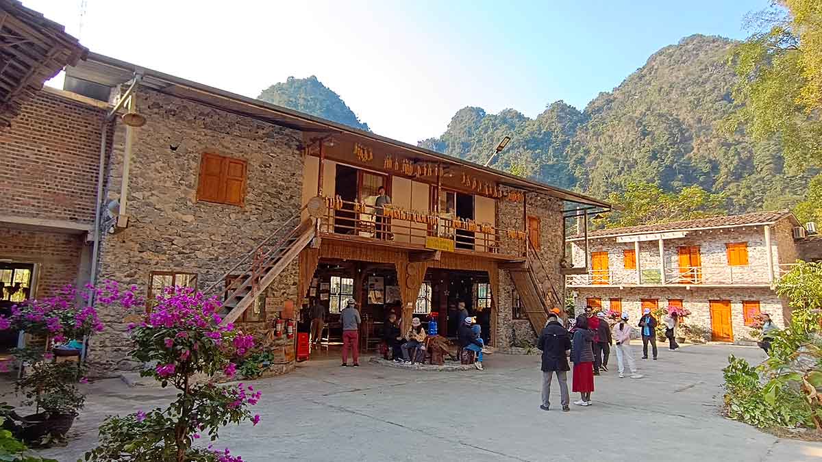 Làng đá cổ Khuổi Ky