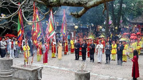 Con Son-Kiep Bac Spring Festival opens in Hai Duong - Vietnam National ...