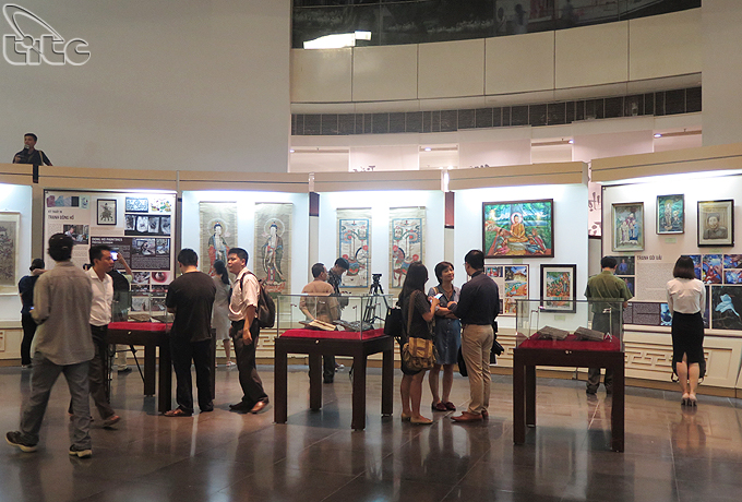 Exhibition “12 types of folk paintings” opens in Ha Noi - Viet Nam ...