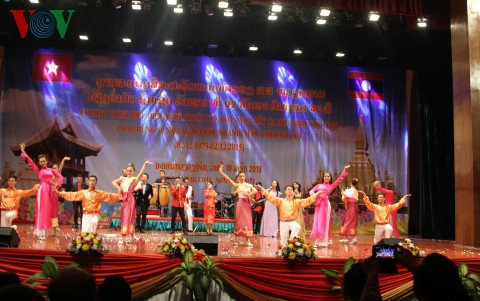 Special art program marks Viet Nam-Lao diplomatic ties - Viet Nam ...