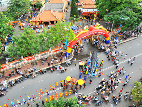 Traditional festivals create impressive Ba Ria-Vung Tau - Viet Nam ...