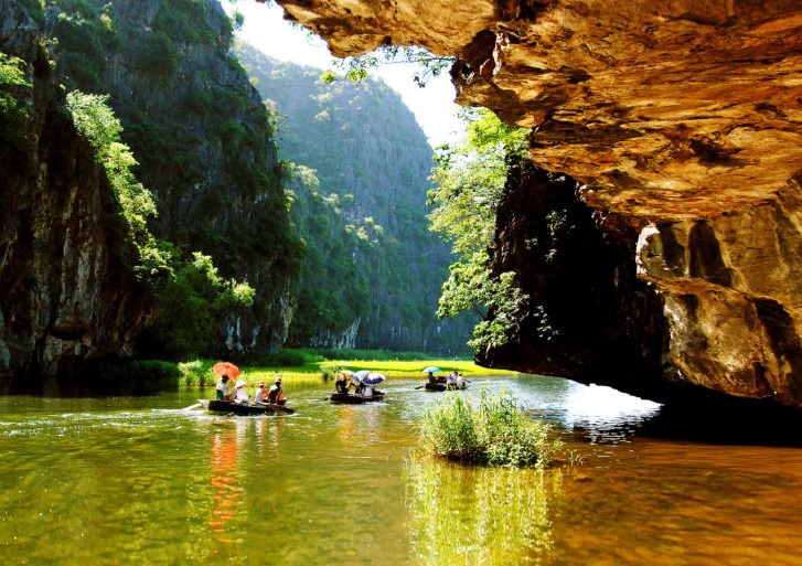 in-the-first-5-months-of-the-year-2023-the-tourism-industry-welcomes-4