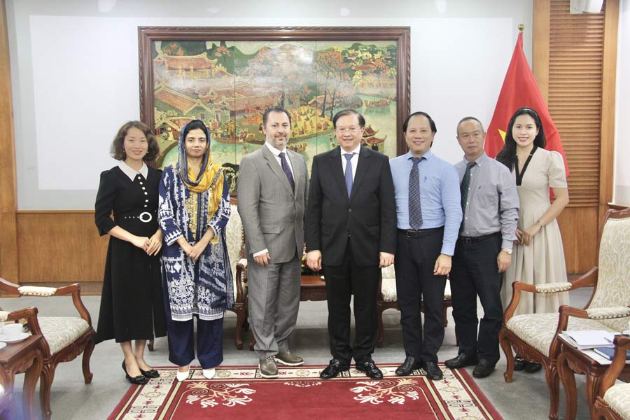Vietnam and Pakistan promote culture, sports and tourism cooperation