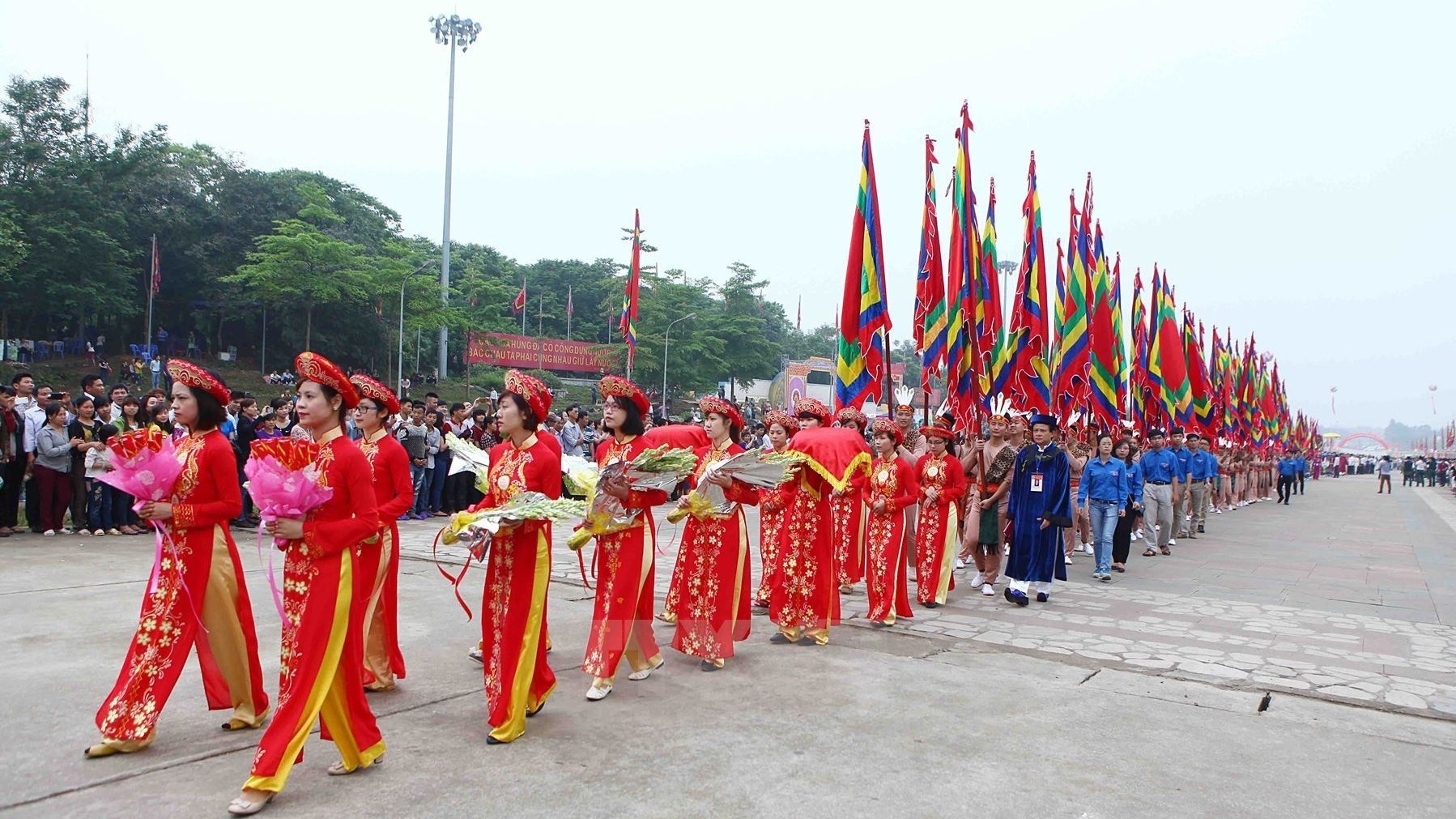 Hung King worship important to Viet Nam’s spiritual life - Viet Nam ...