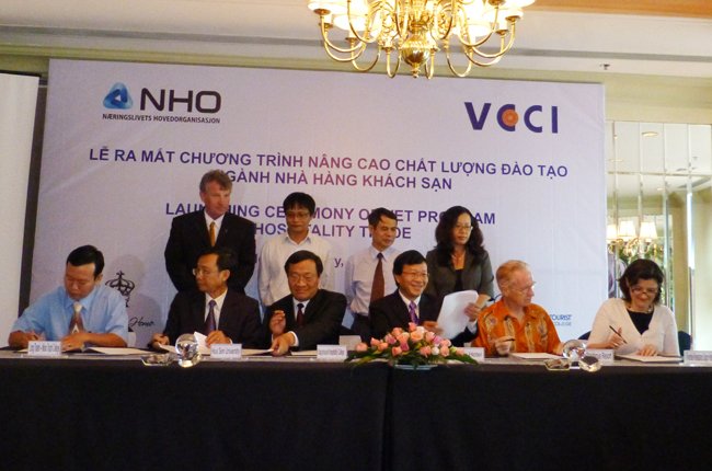 Hotels, schools join hands for personnel training - Viet Nam National ...