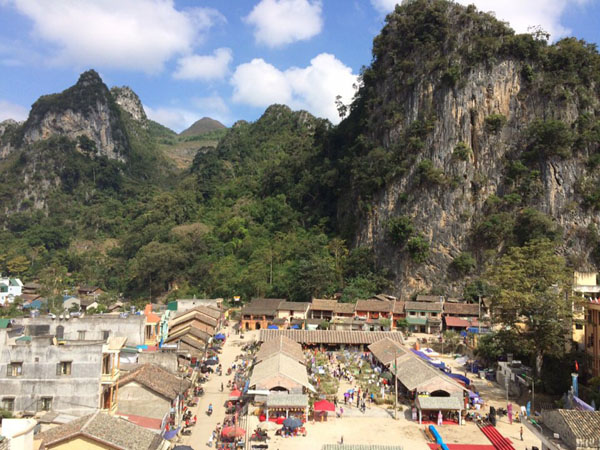 Thị trấn Đồng Văn phát triển thương mại dịch vụ gắn với bảo tồn phố cổ, chợ  cổ