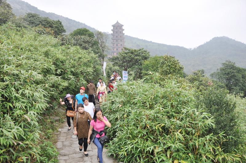 Chặng dừng chân khi leo Yên Tử bao nhiêu bậc
