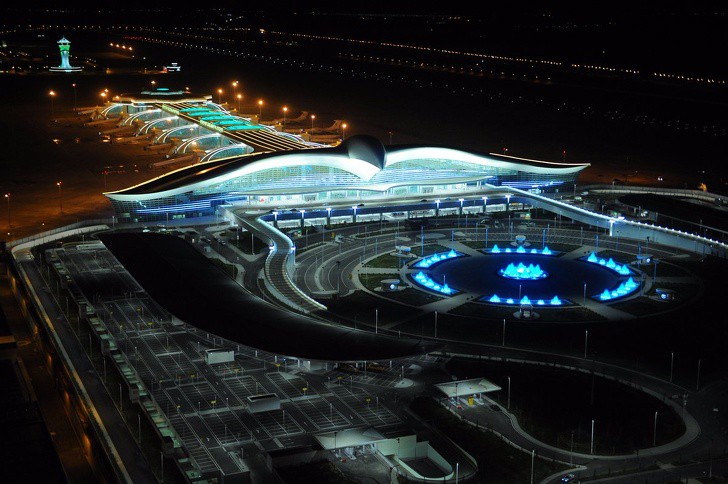 SÂN BAY QUỐC TẾ ASHGABAT NẰM TẠI THỦ ĐÔ TURKMENISTAN