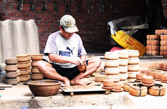 Làng gốm Vân Sơn - Hành Trình Phục Hưng Nghệ Thuật Gốm Truyền Thống Độc Đáo