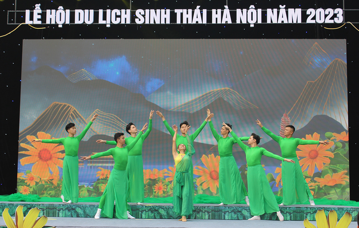 Cuối tuần trải nghiệm du lịch sinh thái đặc sắc của Thủ đô