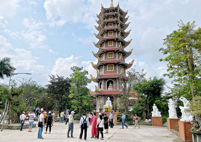 Bình Định: Hấp dẫn trải nghiệm võ thuật ở chùa Long Phước