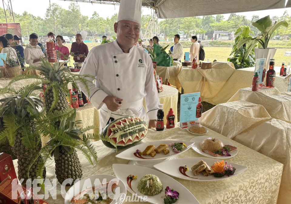 Phú Quốc (Kiên Giang): Xác lập kỷ lục quốc gia 100 món ăn từ ghẹ Hàm Ninh