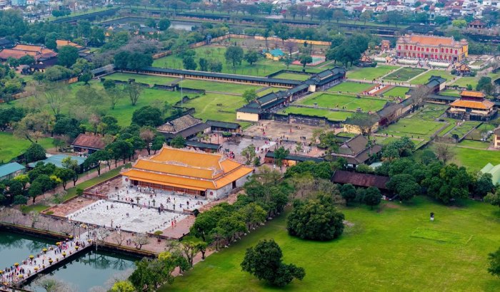 Doanh thu du lịch Quảng Ninh đạt 48.362 tỷ đồng trong 10 tháng năm 2025