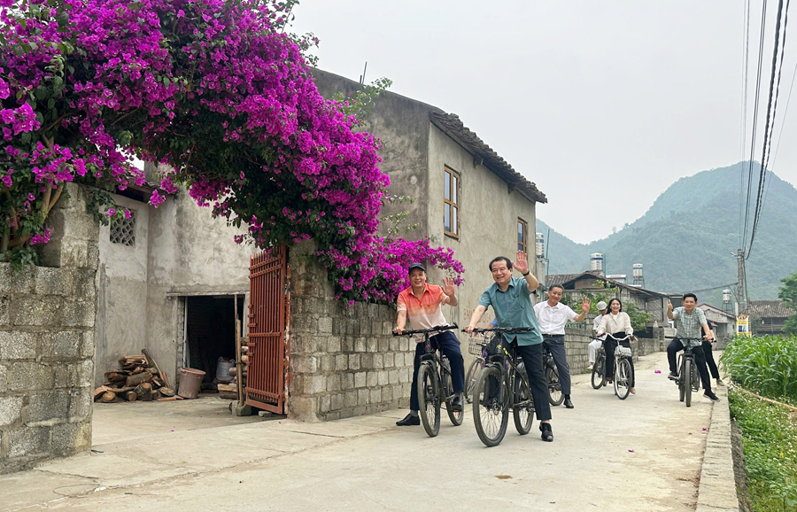 Định hướng phát triển bền vững Làng du lịch cộng đồng Quỳnh Sơn