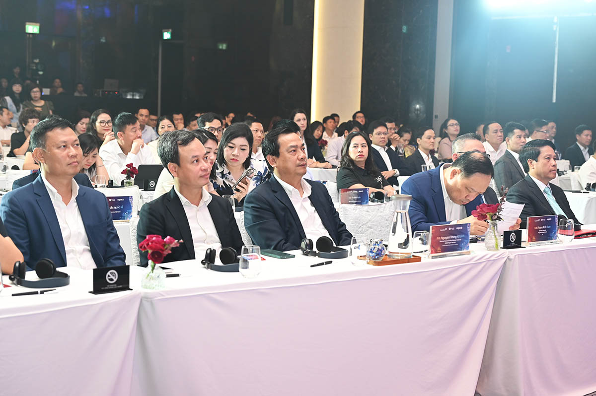 Công bố dịch vụ thanh toán QR xuyên biên giới giữa Việt Nam và Singapore