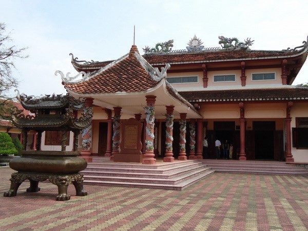 Điện thờ Tam Kiệt