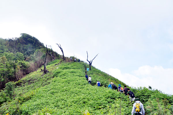 Tour trekking Hà Hội - Lảo Thẩn Tour trekking Hà Hội - Lảo Thẩn