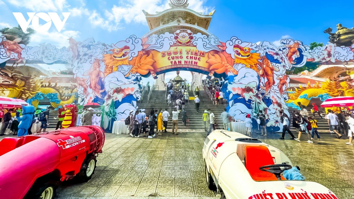 Khu vui chơi, khu du lịch tại TP Hồ Chí Minh tăng cường phòng chống dịch -  Tổng cục Du lịch