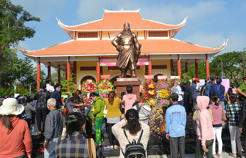 CỔ VẬT ĐƯỢC TRƯNG BÀY TRONG KHU DI TÍCH