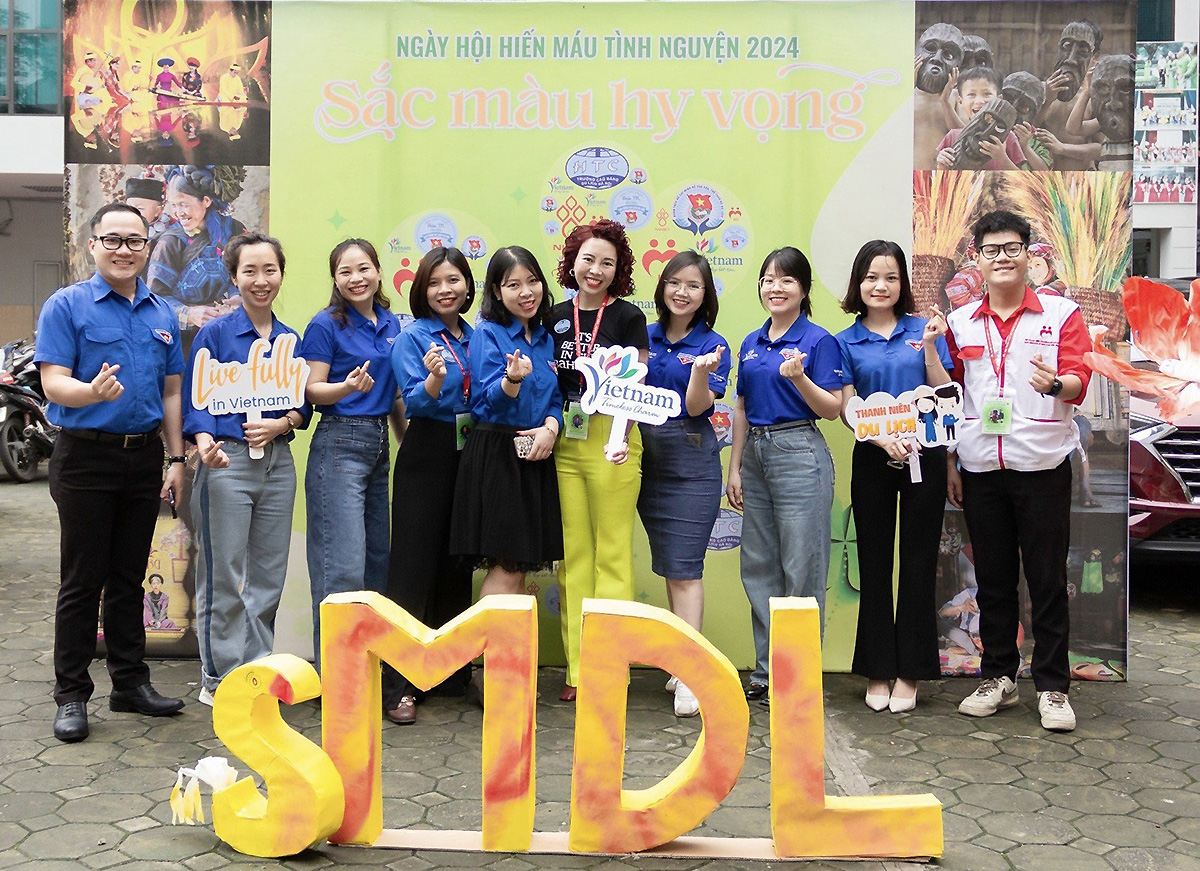 Đoàn Thanh niên Cục Du lịch Quốc gia Việt Nam tham gia tổ chức chương trình hiến máu tình nguyện