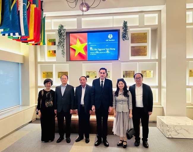 Bộ trưởng Nguyễn Văn Hùng thăm và làm việc với Tổ chức Du lịch Liên Hợp quốc (UN Tourism)