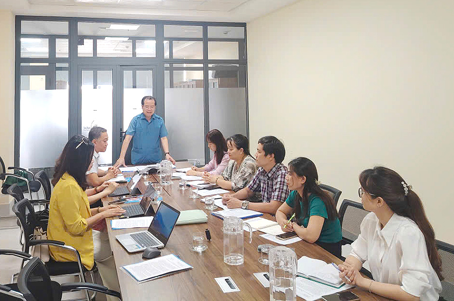 Cục Du lịch Quốc gia Việt Nam kiểm tra việc chấp hành quy định pháp luật trong hoạt động kinh doanh lữ hành tại Huế