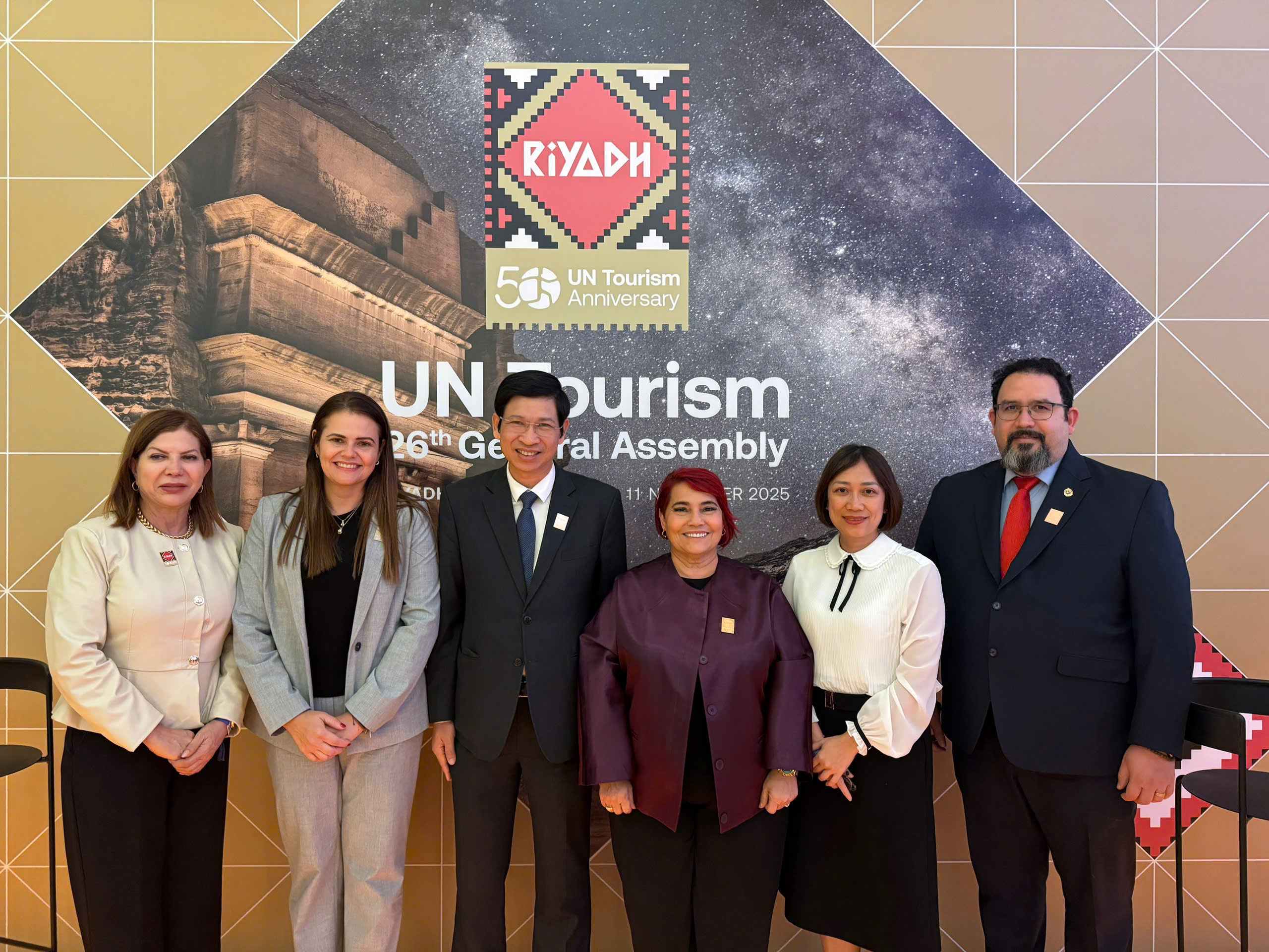 Việt Nam - Venezuela tăng cường hợp tác phát triển du lịch song phương