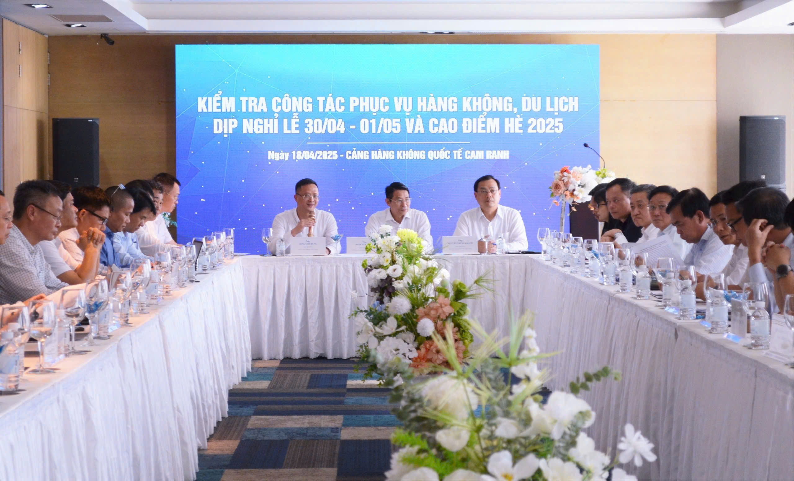 Cục Du lịch Quốc gia Việt Nam kiểm tra công tác chuẩn bị phục vụ khách du lịch dịp lễ 30/4 - 01/5 và cao điểm hè 2025