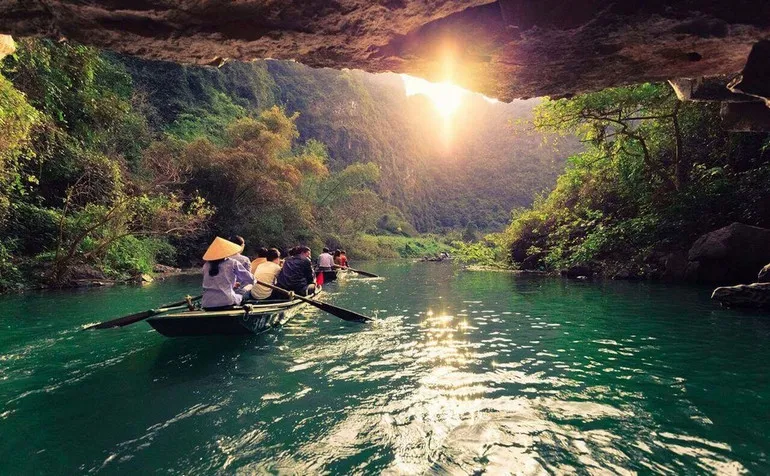 Tỉnh Ninh Bình mới - Từ vùng địa linh đến trung tâm du lịch và ẩm thực tầm  quốc tế