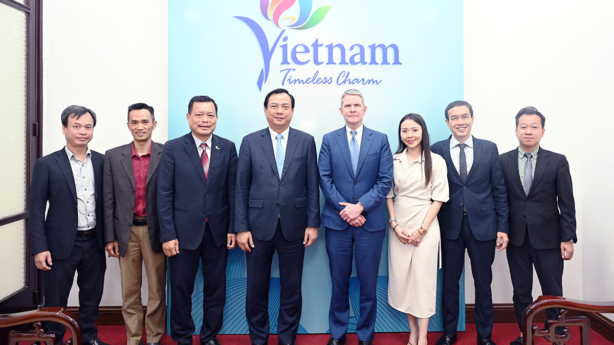 Du lịch Việt Nam hợp tác với CNN xúc tiến thị trường khách cao cấp