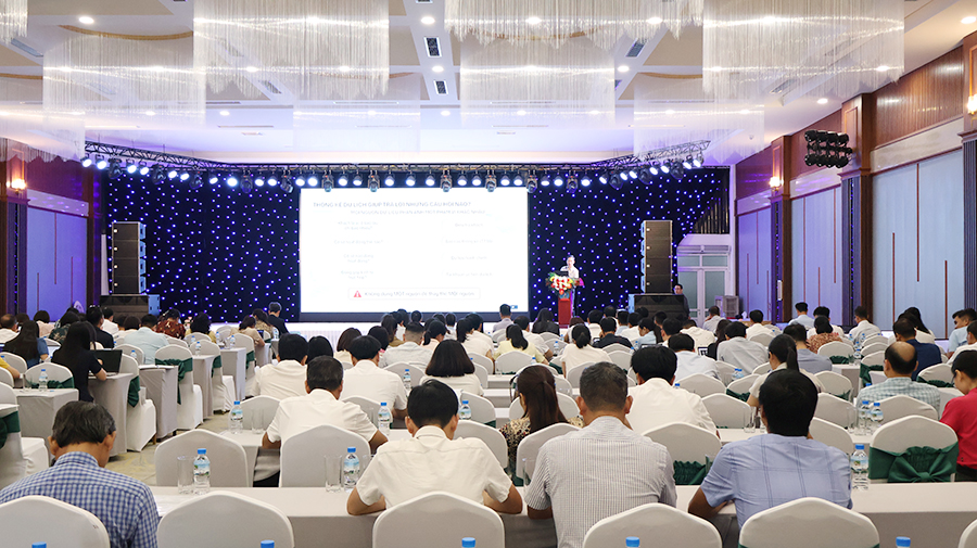 Trung tâm Thông tin du lịch tổ chức tập huấn công tác thống kê du lịch năm 2026 tại Ninh Bình