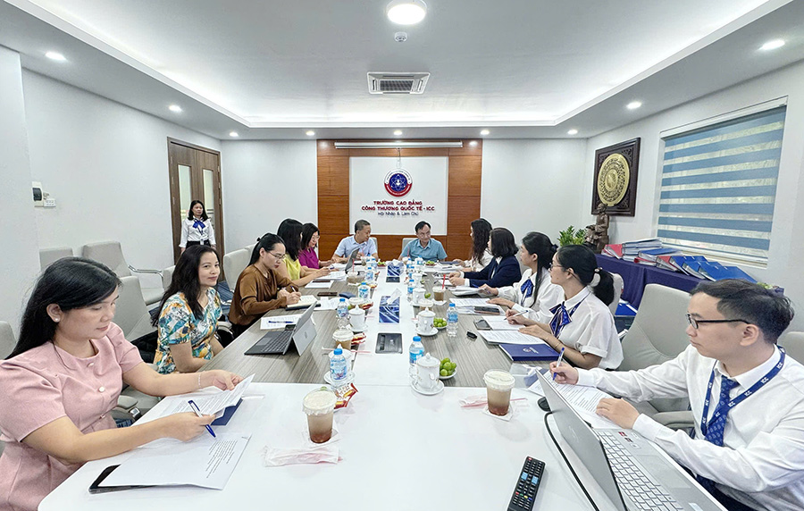 Cục Du lịch Quốc gia Việt Nam kiểm tra công tác tổ chức thi cấp chứng chỉ nghiệp vụ du lịch